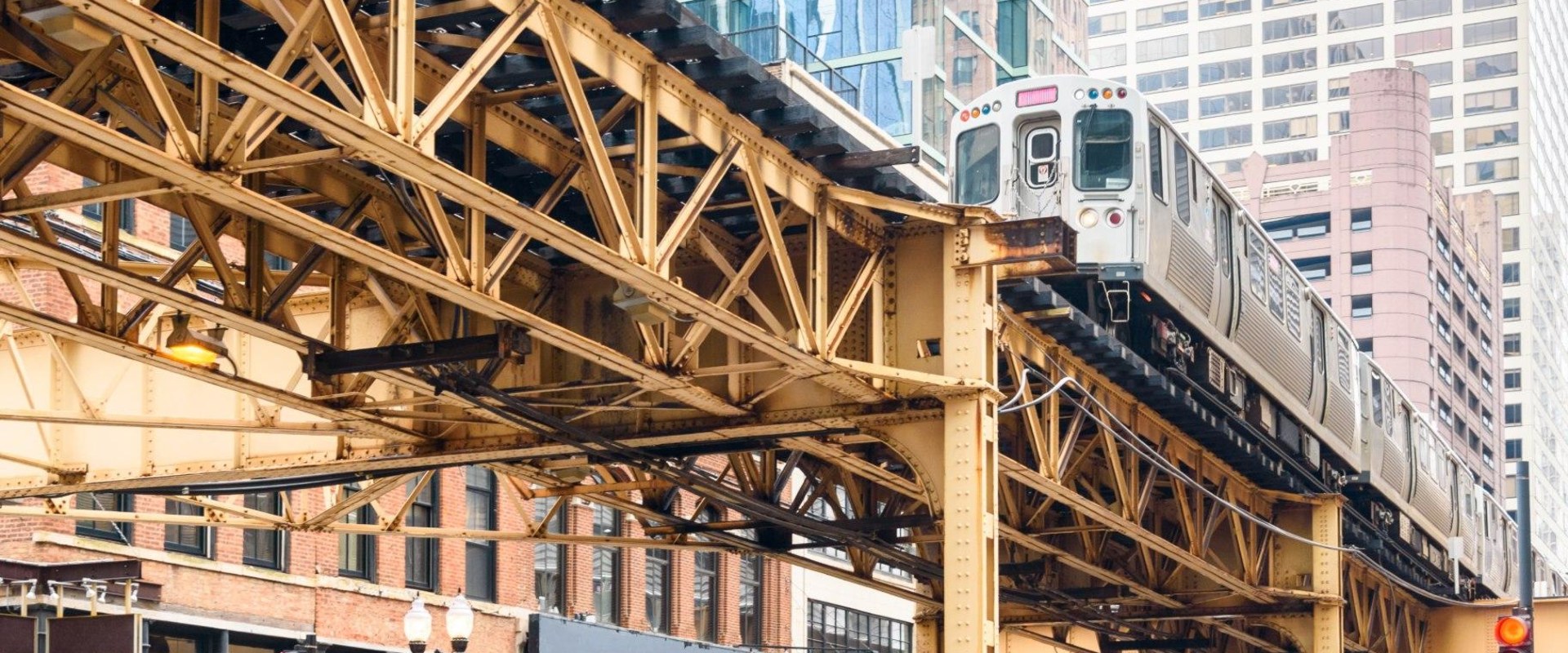 The Insider's Guide to Public Transportation in Northeastern Illinois